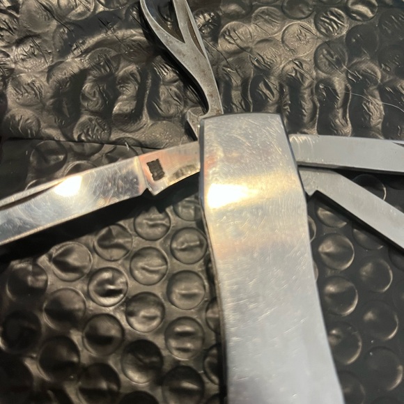 Silver Multi-Tool Pocket Accessory - Picture 2 of 3